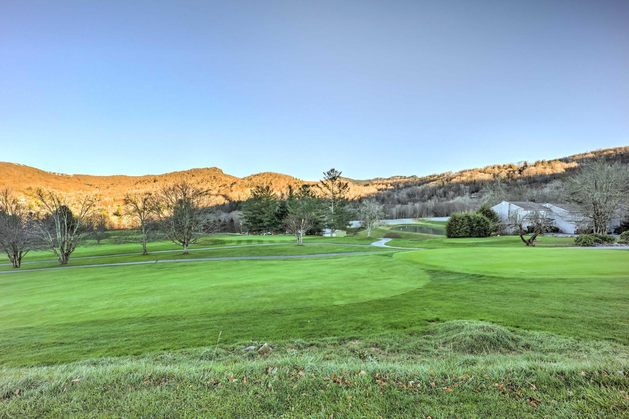 Sugar Mountain Condo With Aandc - Walk To Ski And Golf! Экстерьер фото